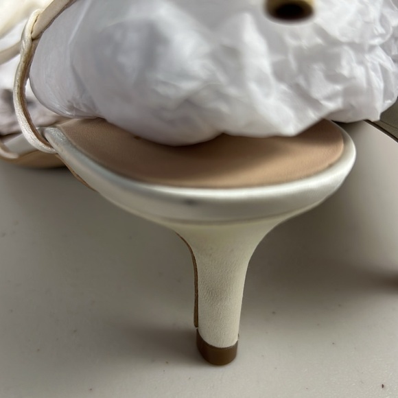 Kate Spade White Satin Heels - Picture 11 of 16